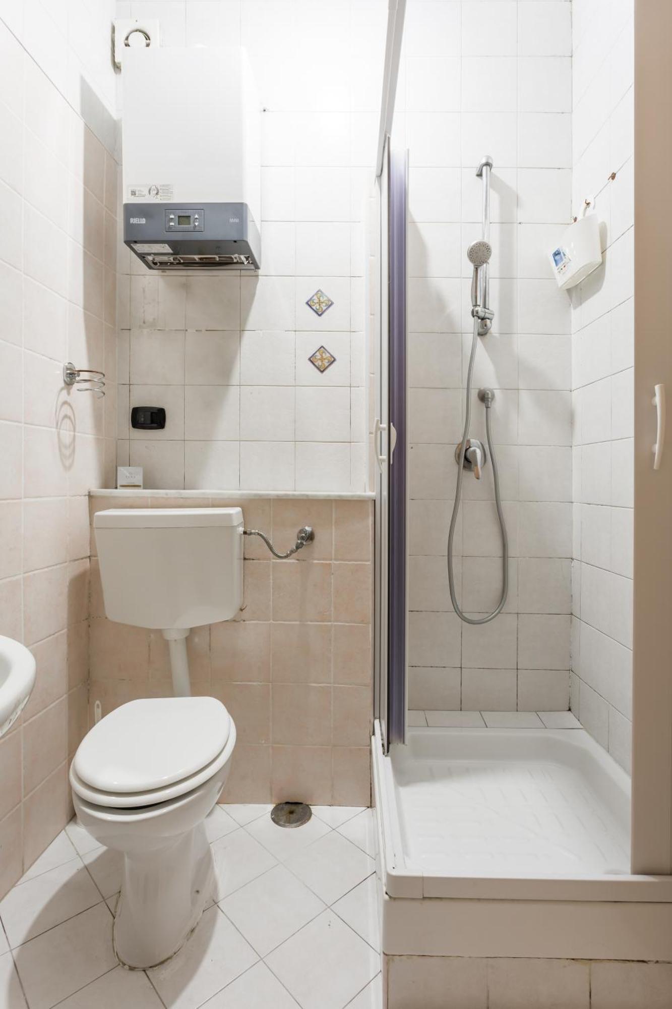Napoli Fly Guest House 290 Экстерьер фото