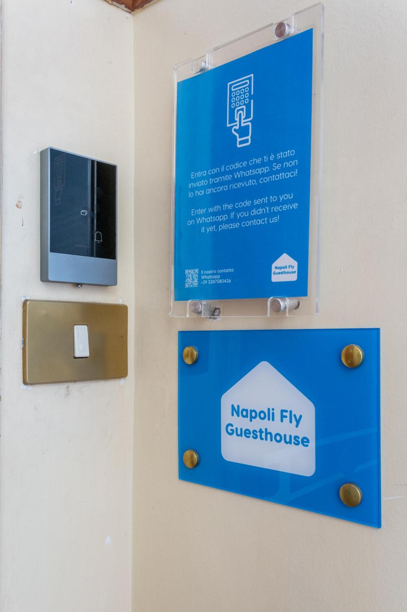 Napoli Fly Guest House 290 Экстерьер фото