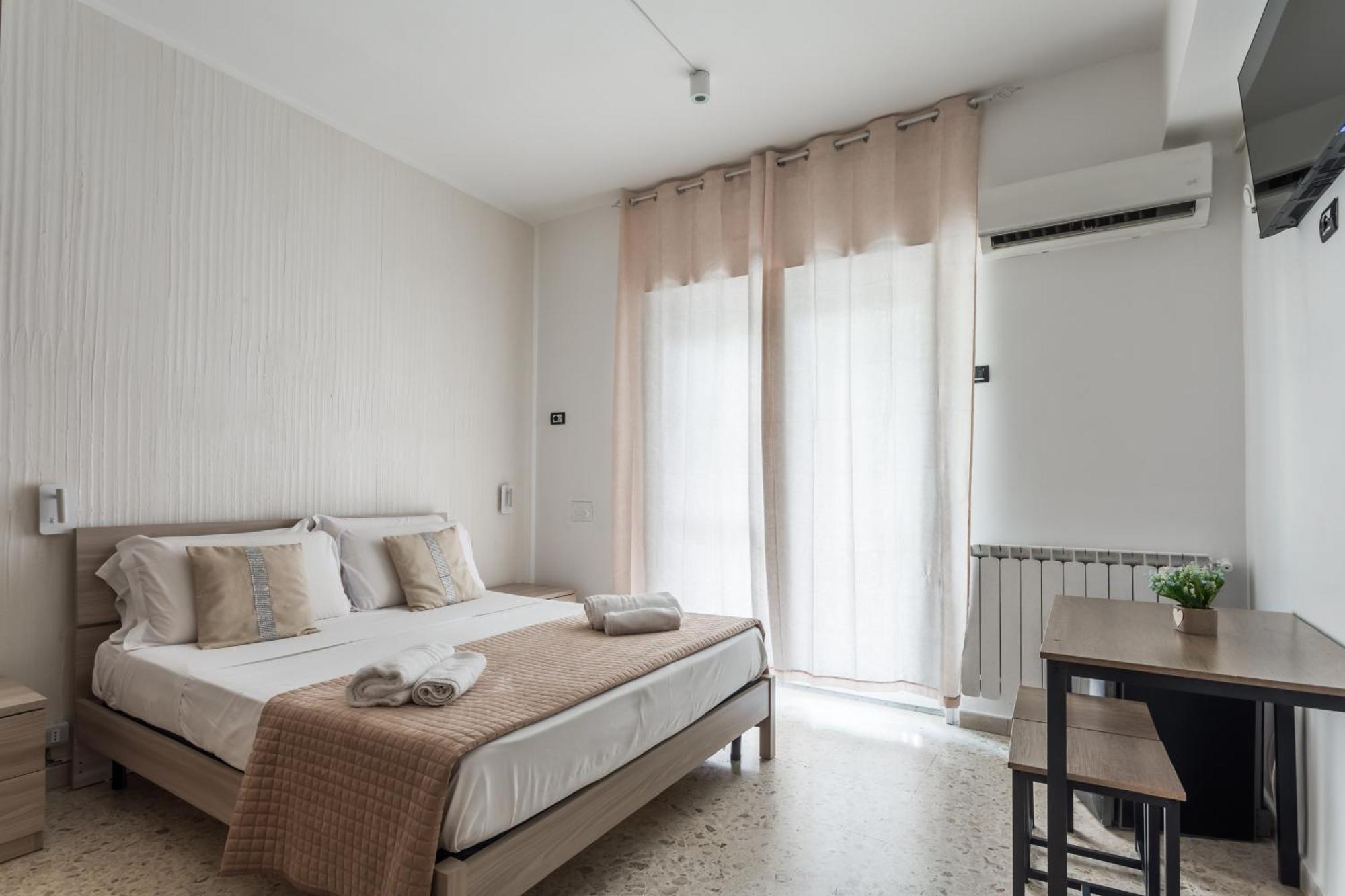Napoli Fly Guest House 290 Экстерьер фото