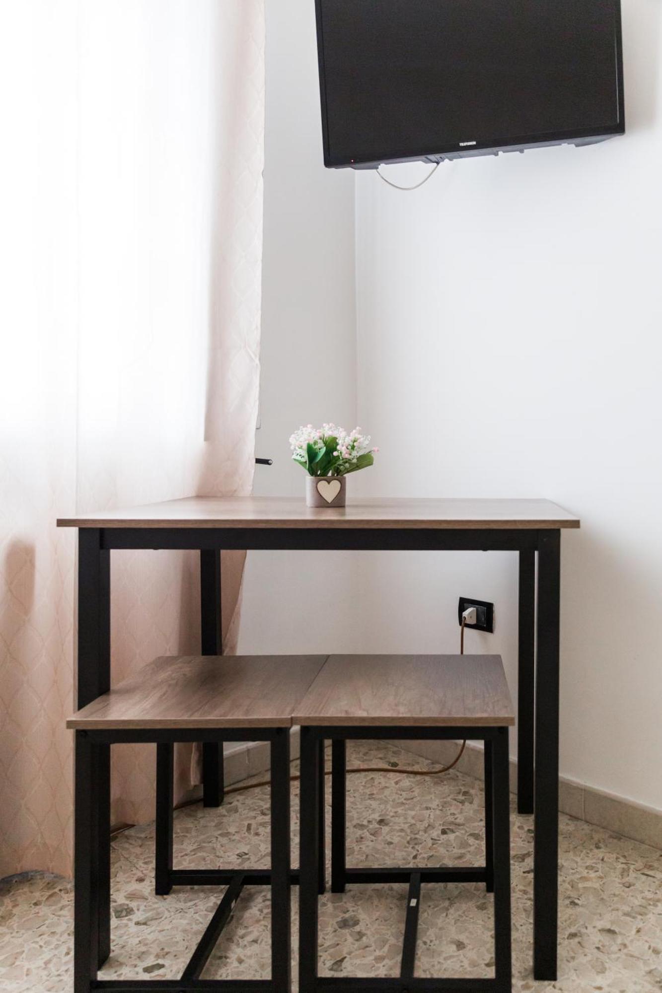 Napoli Fly Guest House 290 Экстерьер фото