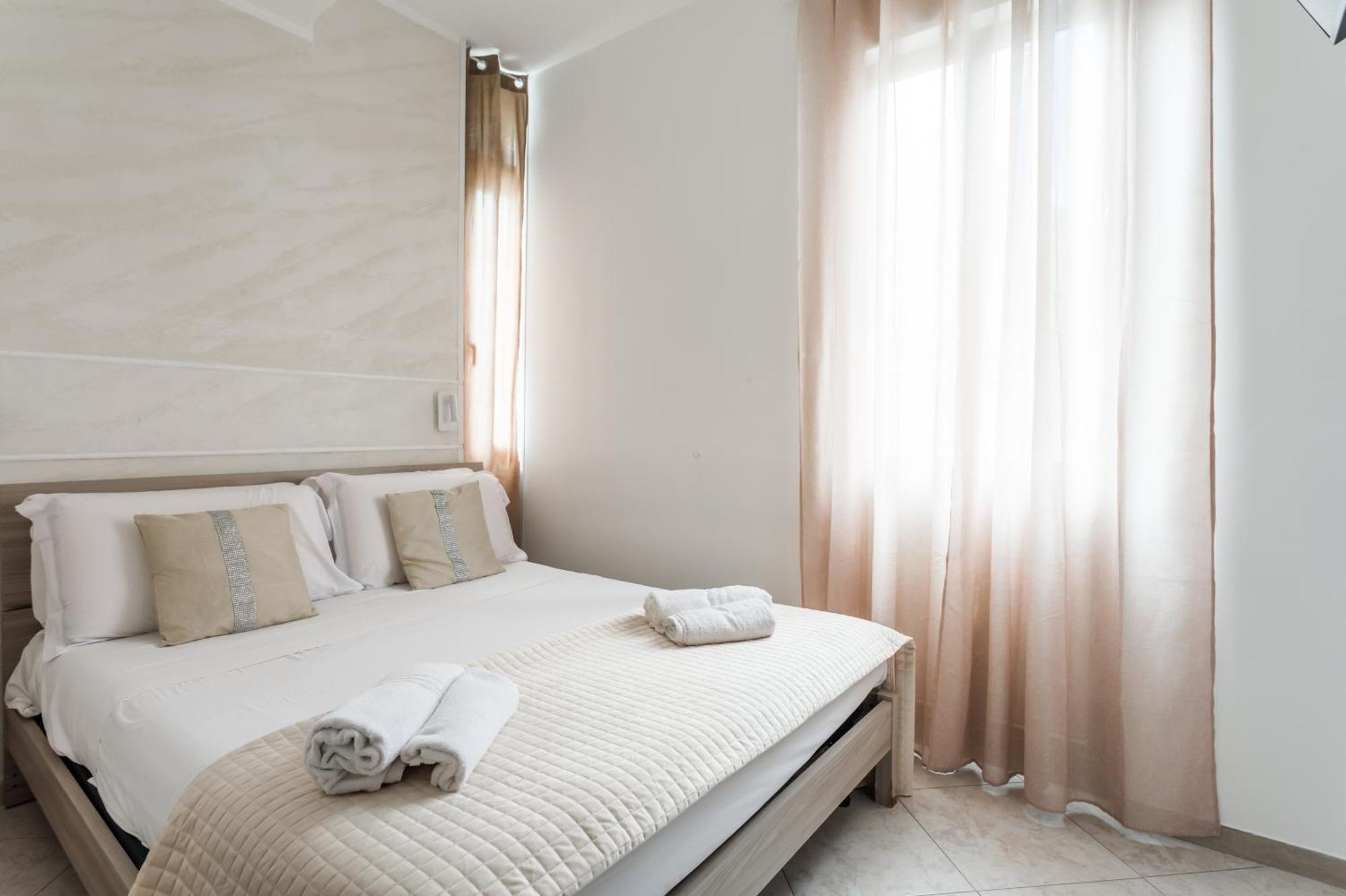 Napoli Fly Guest House 290 Экстерьер фото