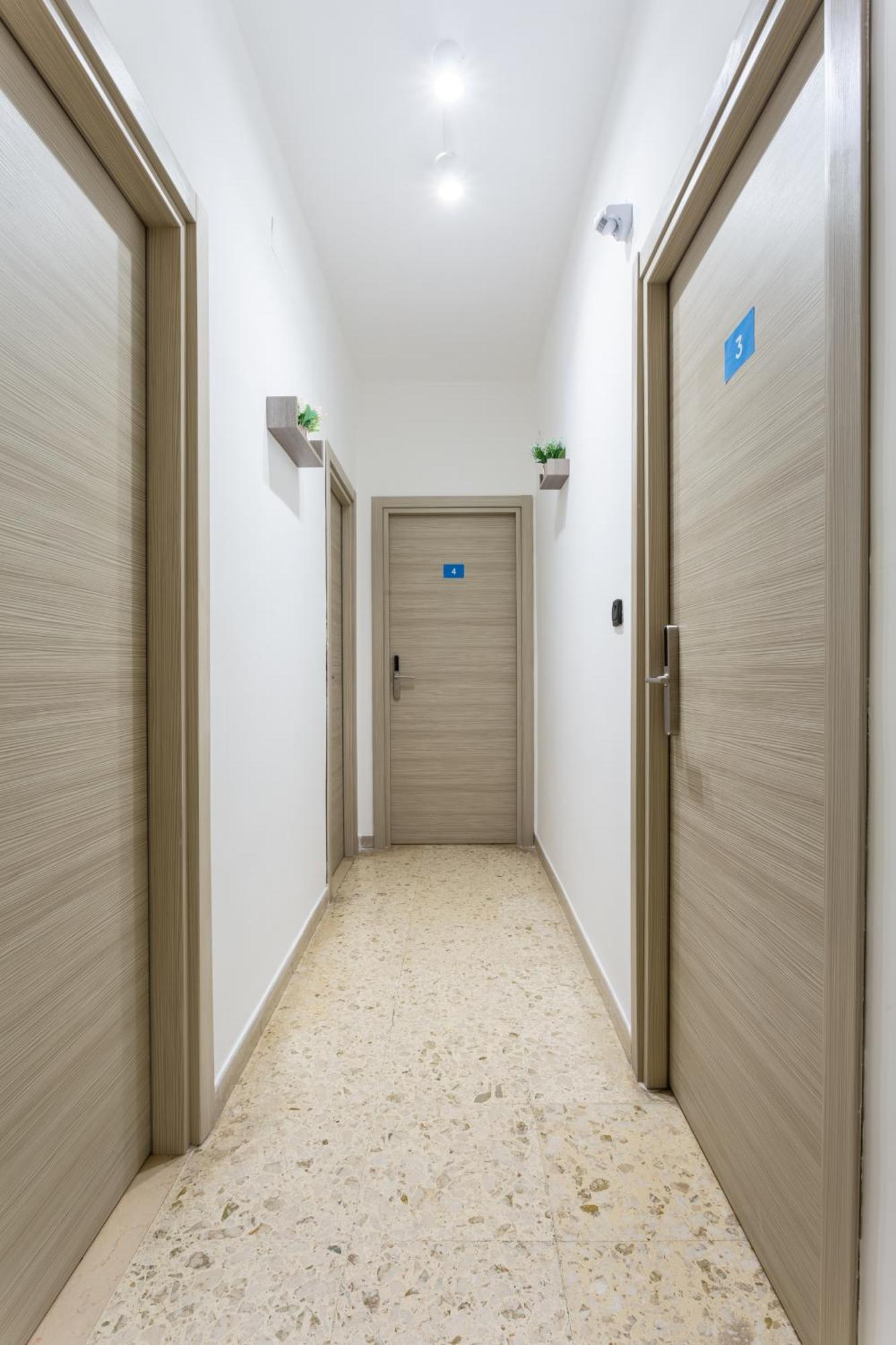 Napoli Fly Guest House 290 Экстерьер фото